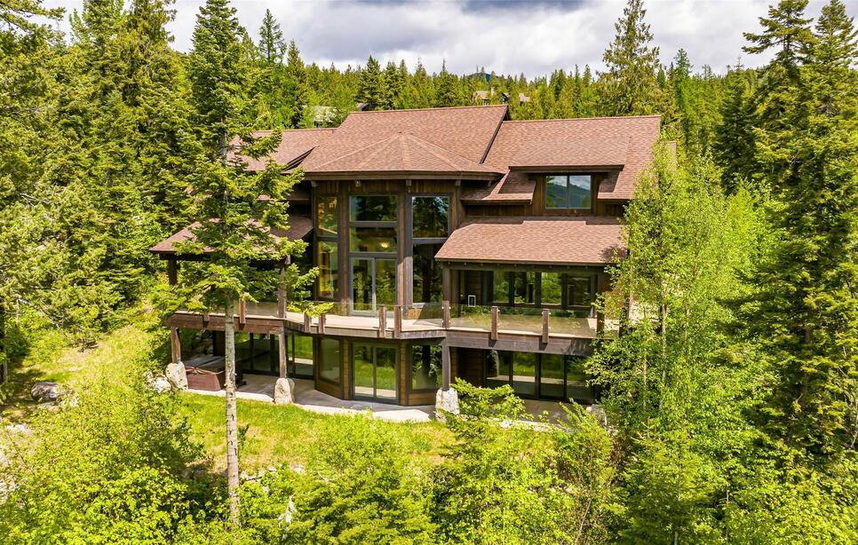 153 Shooting Star Circle, Whitefish