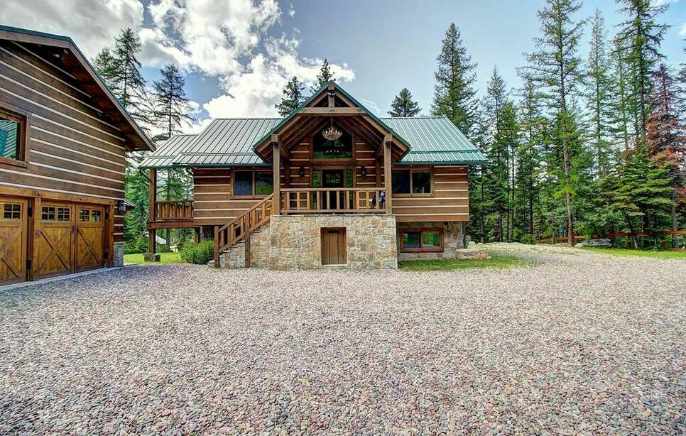 2000 Blacktail Road, Lakeside