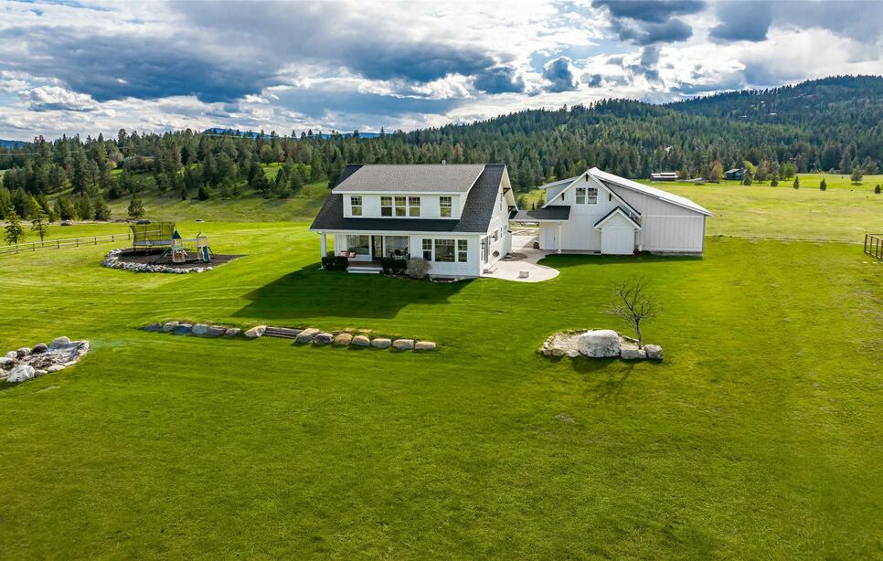 207 Eastview Drive, Kalispell