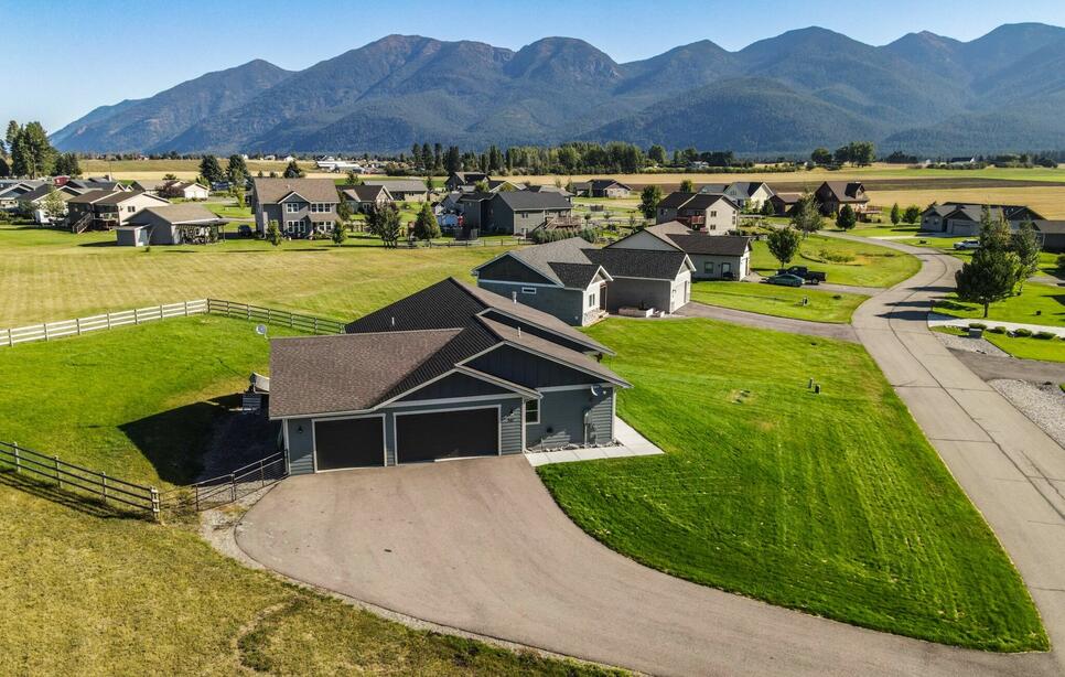 567 Fox Den Trail, Kalispell