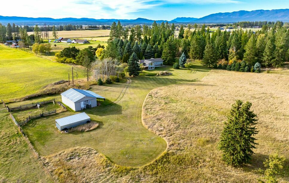 760 Trap Road, Columbia Falls