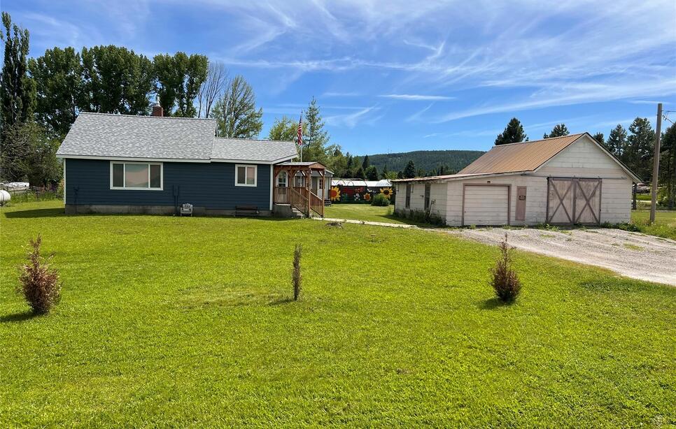 1238 Mt Hwy 83, Bigfork