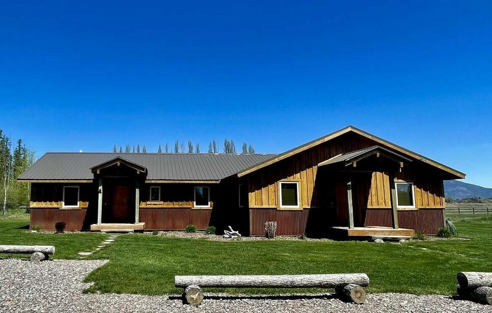 2839 Helena Flats Road, Kalispell